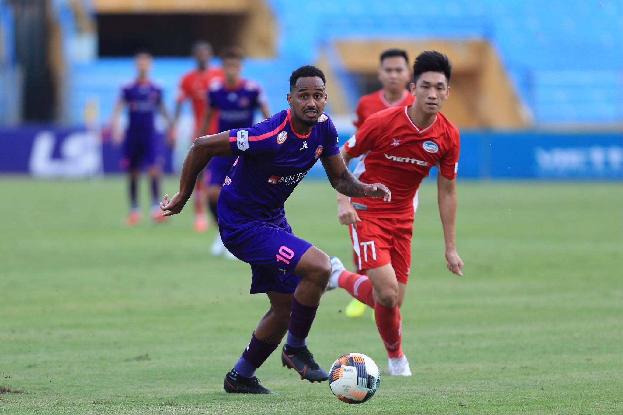 Pedro rời sân sớm ảnh hưởng đến sức mạnh của Sài Gòn FC - Ảnh: Đức Cường 