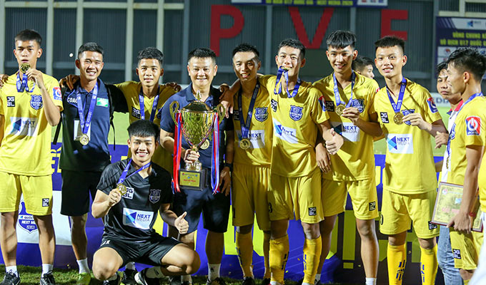 Nhà vô địch U17 SLNA chỉ đóng góp 4 cầu thủ trong thành phần U17 Việt Nam 