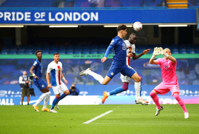 Lối chơi của Chelsea vẫn còn nhiều vấn đề cả trong tấn công lẫn phòng thủ