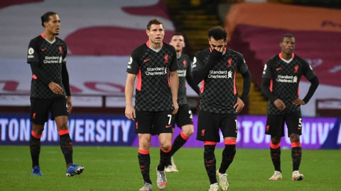 Liverpool thua thảm Aston Villa 2-7: Hàng thủ dâng cao là con dao 2 lưỡi