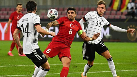 Đức bị Thổ Nhĩ Kỳ cầm hòa 3-3: Mannschaft mất chất