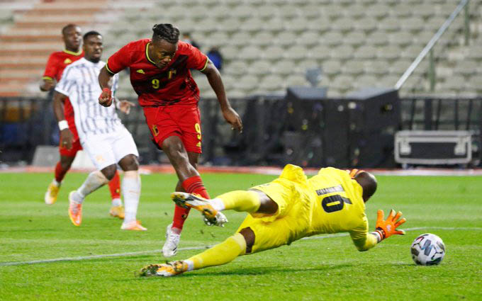 Batshuayi ghi bàn mở tỷ số cho Bỉ