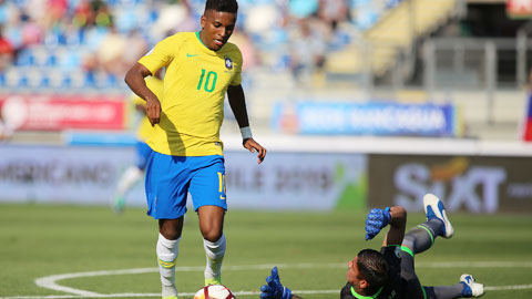 Rodrygo: 'DNA của Brazil là bóng đá tấn công'