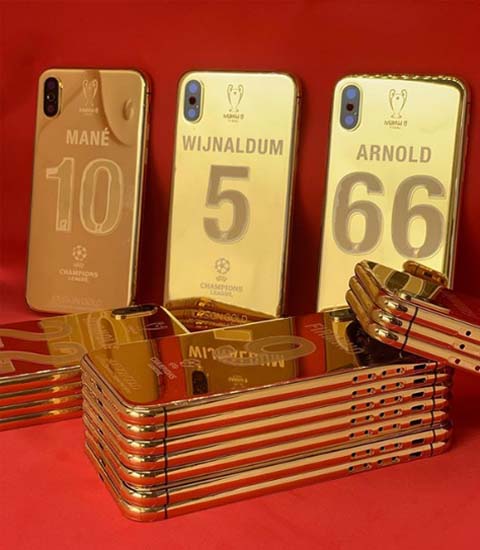 Những chiếc iPhone dành tặng các cầu thủ Liverpool