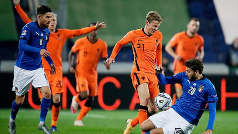 Những điểm nhấn đại chiến Italia 1-1 Hà Lan Những điểm nhấn đại chiến Italia 1-1 Hà Lan