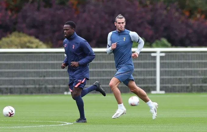 Bale chăm chỉ tập luyện ở Tottenham