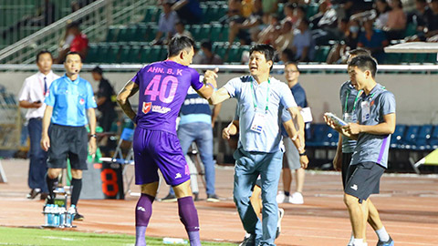 Sài Gòn FC đá hay hơn nhưng bán vé rẻ hơn CLB TP.HCM