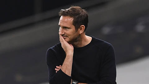 Lampard sẽ nguy to nếu Chelsea thua Man United