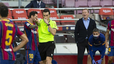 Báo thân Barca tố 'vua áo đen' thiên vị Real
