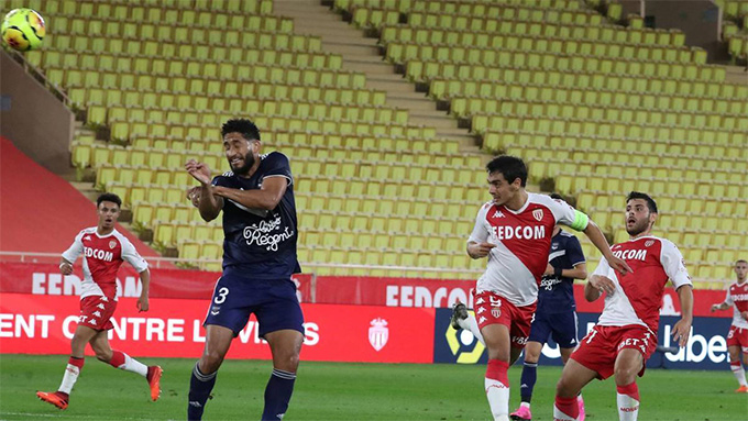 Ben Yedder kiếm về quả penalty cho Monaco