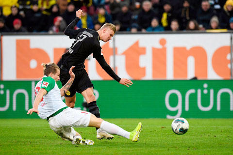 Haaland sẽ lại “nổ súng” để mang về chiến thắng cho Dortmund