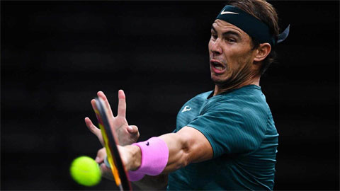 Nadal ngược dòng vào bán kết Paris Masters 2020
