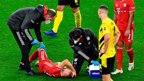 Kimmich nghỉ hết năm vì chấn thương đầu gối, Bayern 'méo mặt'