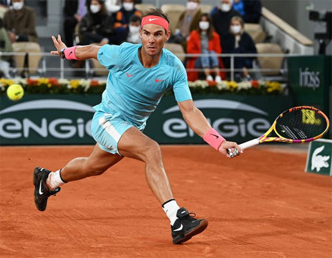 Nadal hạ Djokovic ở chung kết Roland Garros 2020 để cân bằng kỷ lục 20 Grand Slam của Federer