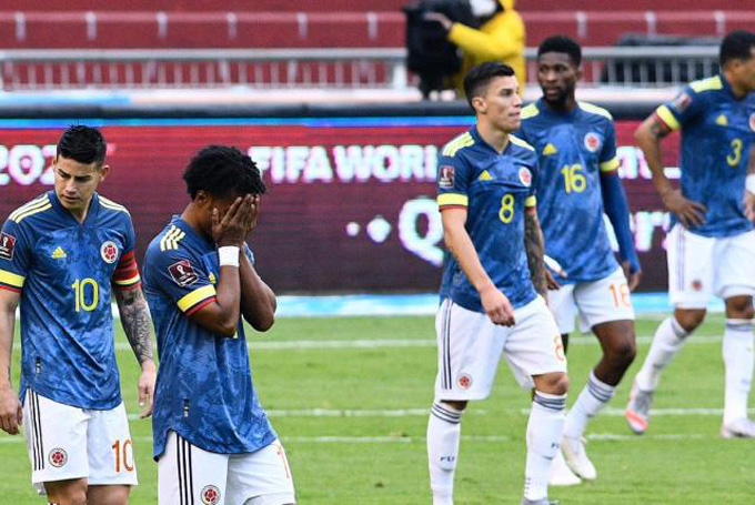 Colombia đã có trận thua sốc trước Ecuador dù James ghi bàn