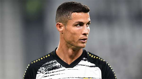 Ronaldo bị đối phương bêu xấu trước trận Juve vs Ferencvaros