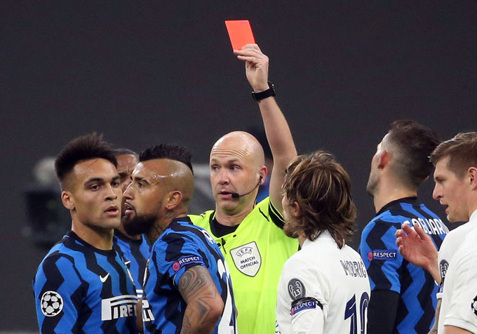 Vidal sẽ nhận án phạt nghiêm khắc từ Inter