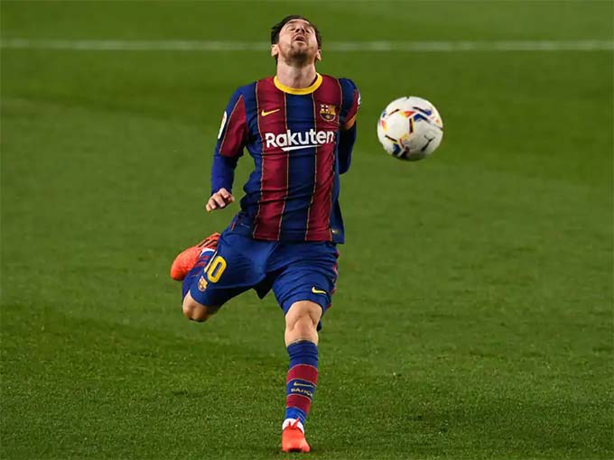 Messi phải miễn cưỡng ở lại Barca sau vụ đào tẩu bất thành