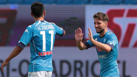 Với phong độ sân khách “vào phom”, Napoli nhiều khả năng sẽ vượt qua được AZ Alkmaar