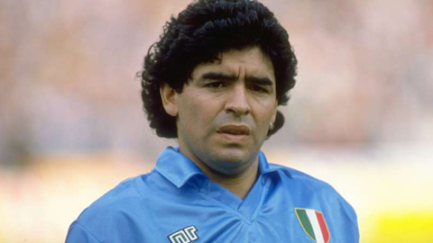 Napoli đổi tên sân thành Diego Armando Maradona