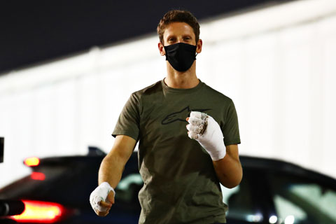 Romain Grosjean chỉ bị bỏng ở tay sau tai nạn kinh hoàng