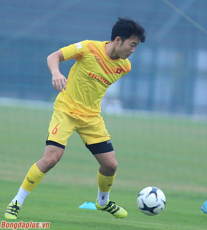 HLV Park Hang Seo đặc biệt chú trọng đến chất lượng chuyền bóng của các tuyển thủ Việt Nam 