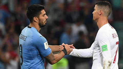 Kịch bản Suarez thành đồng đội với Ronaldo ở Juve đổ bể vào phút chót vì scandal gian lận thi cử