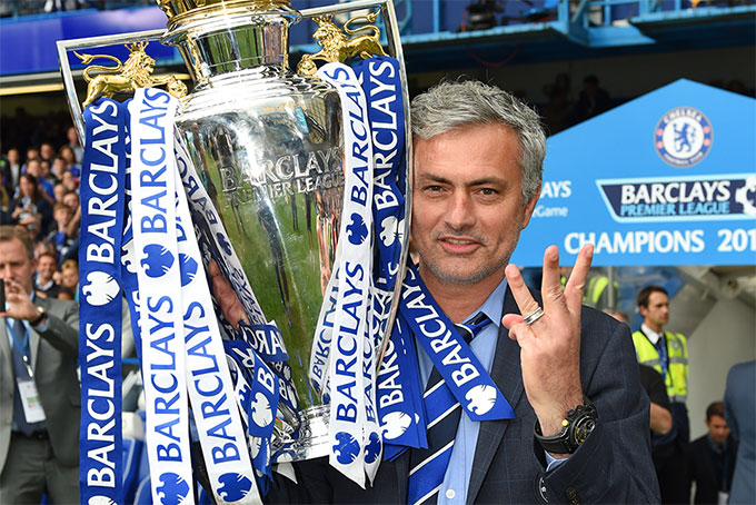 HLV Mourinho 3 lần vô địch Premier League cùng Chelsea