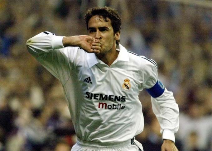 Raul đã gắn bó gắn trọn sự nghiệp cùng Real