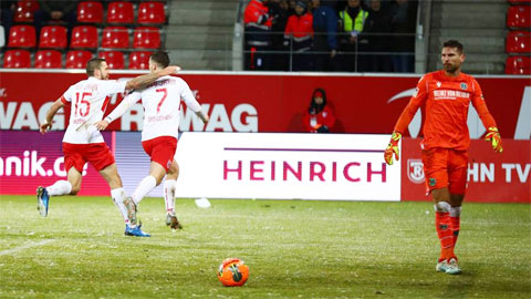 Soi kèo: Xỉu góc cả trận Jahn Regensburg vs Hannover