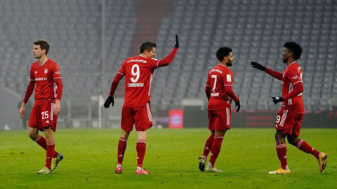 Bayern ngược dòng hạ Wolfsburg 2-1: Không thể cản Lewandowski 