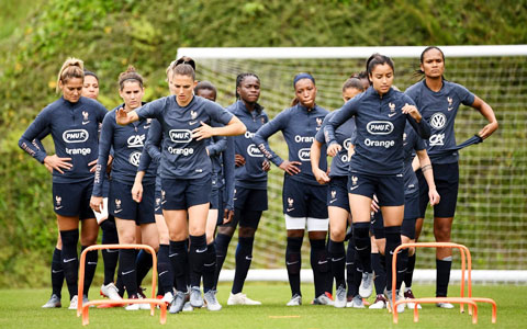 Bóng đá Pháp từng rúng động bê bối lạm dụng tình dục tại Clairefontaine vào năm 2013