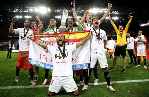 Sevilla vô địch UEFA Cup/Europa League lần thứ 6 sau đúng 6 lần vào chung kết