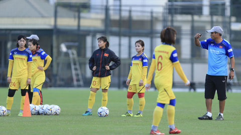 Đội tuyển nữ Việt Nam tập buổi đầu tiên: Chuẩn bị cho 3 mặt trận ở năm 2021