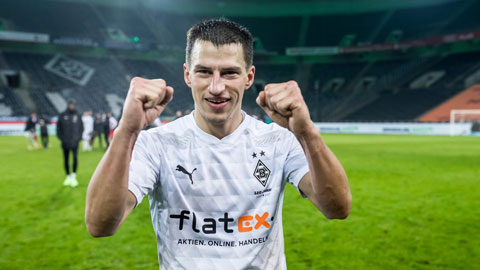 M’gladbach thắng nhờ 'kế hoạch Hofmann'