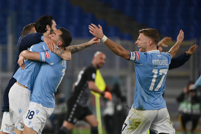Lazio đã giành chiến thắng trước Roma