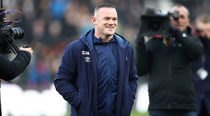 Rooney khoác áo Derby County trong vai trò cầu thủ lẫn trợ lý HLV. Sau khi Cocu ra đi, Rooney làm HLV tạm quyền. Đến ngày 15/1/2021, Rooney làm HLV chính thức