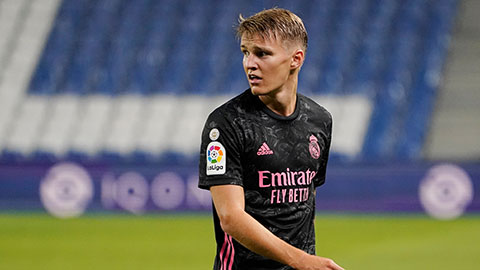 Arsenal muốn 'giải cứu' Odegaard
