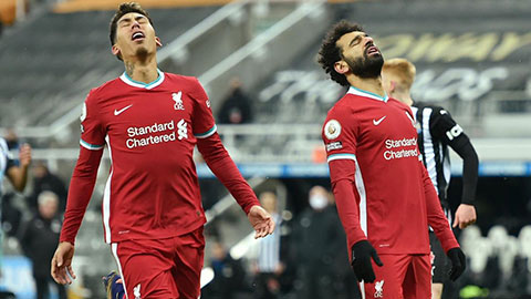 Không phải Firmino, Salah mới chính là vấn đề của hàng công Liverpool