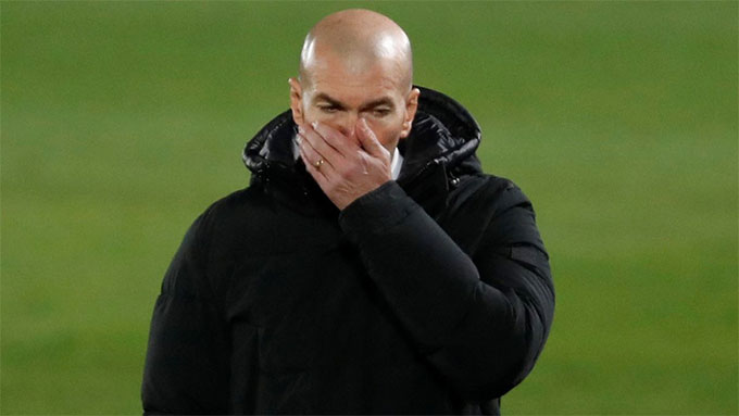 HLV Zidane vừa dương tính với COVID-19