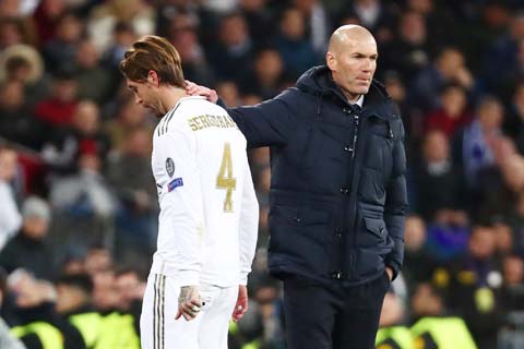 Zidane đang đau đầu với cơn khủng hoảng nhân sự và phong độ của Real
