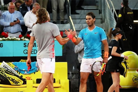 Trong bảy lần đối đầu Nadal, Tsitsipas mới thắng duy nhất một trận, ở bán kết Madrid Masters 2019