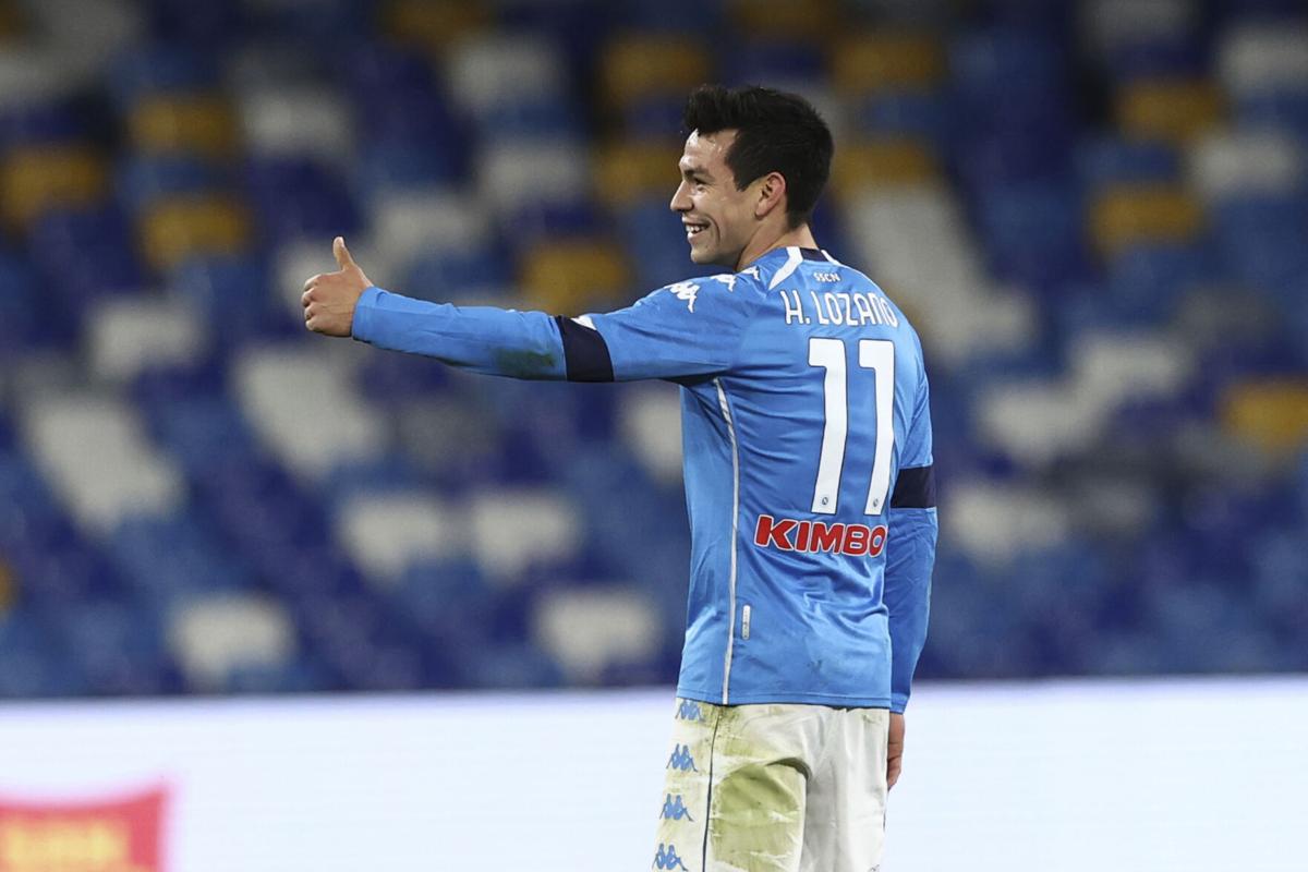 Lozano thi đấu rất hay trong trận Napoli vs Spezia