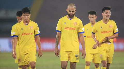 Nam Định thua 2 trận liên tiếp: Niềm vui ngắn ngủi của đội bóng thành Nam