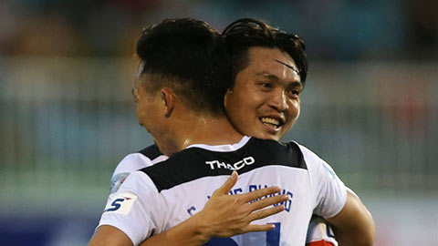 HAGL không thưởng Tết, Hà Nội FC cho cầu thủ nhận 1 tháng lương