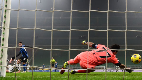 Một trong những pha cứu thua xuất sắc của thủ môn Buffon trong trận Juve vượt qua Inter mới đây