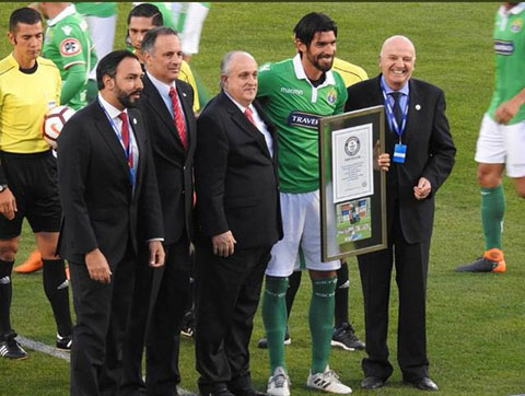 Abreu nhận kỷ niệm chương phá kỷ lục Guinnes năm 2017