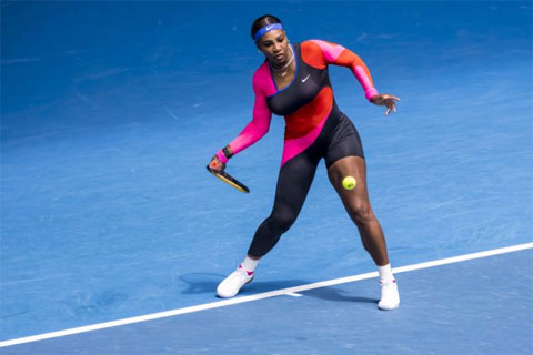 Serena Williams chỉ còn cách kỷ lục của Margaret Court một danh hiệu Grand Slam