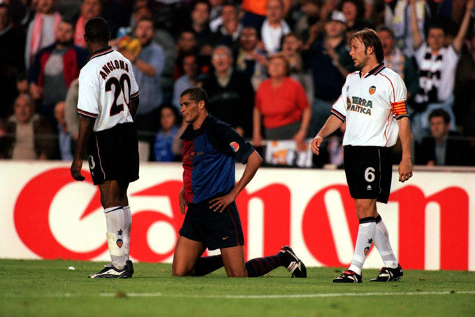 Valencia từng một thời là đối thủ khó chịu với Barca