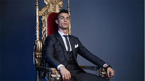 Ronaldo kiếm gần 29 tỉ đồng từ mỗi bài đăng lên mạng xã hội